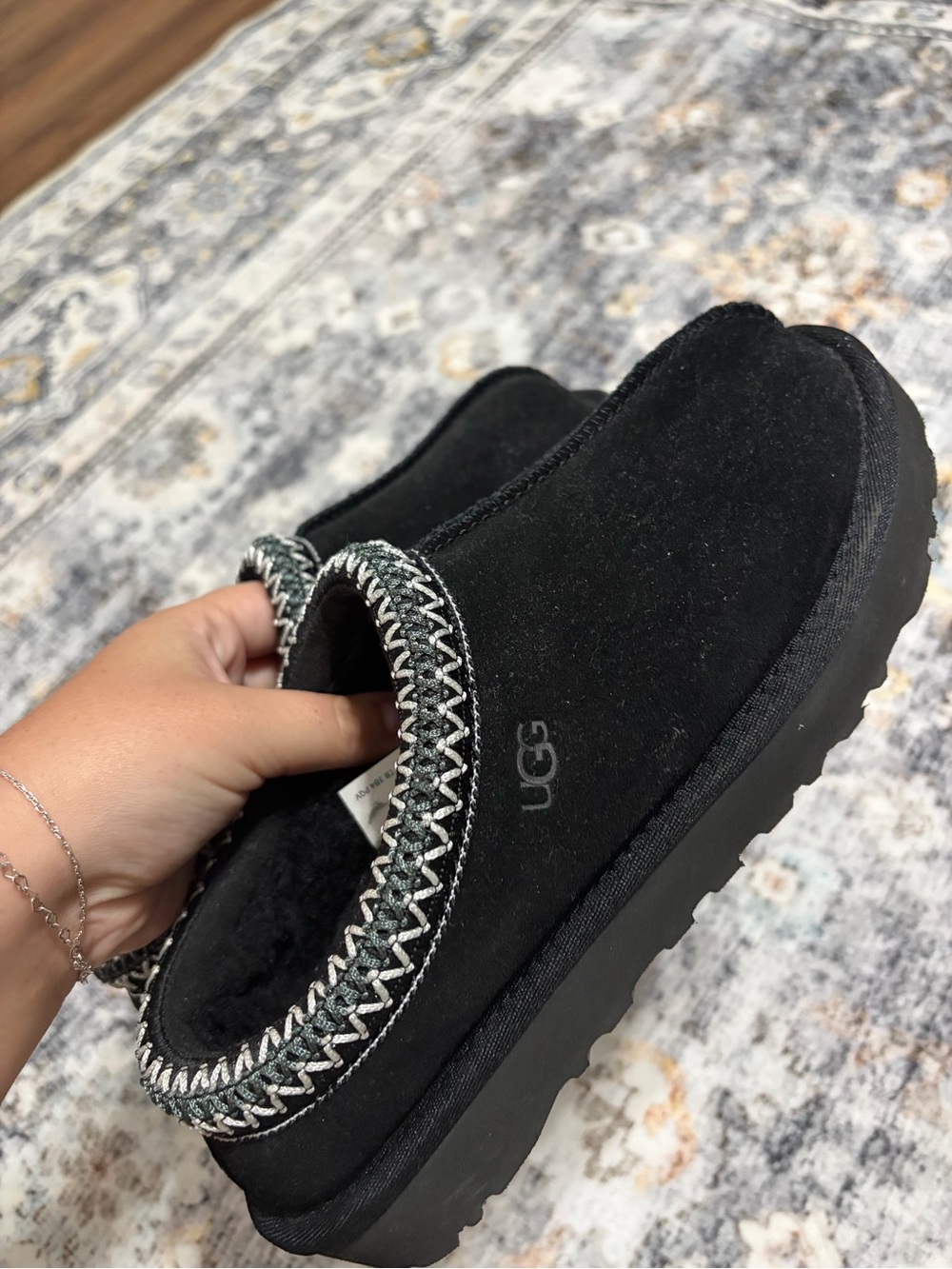 UGG Black Tasman